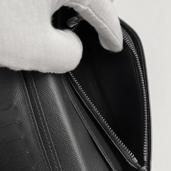 Louis Vuitton Monogram Eclipse Taigarama Brazza Long Wallet - Picture 12 of 16